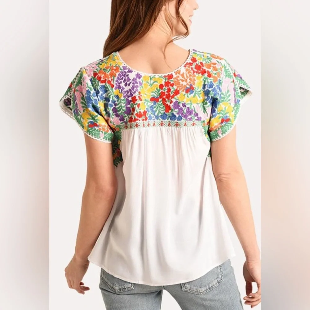 J. Marie Carmen Colorful Embroidered Floral 100% Rayon Boho Cottagecore Top - S - Picture 2 of 11